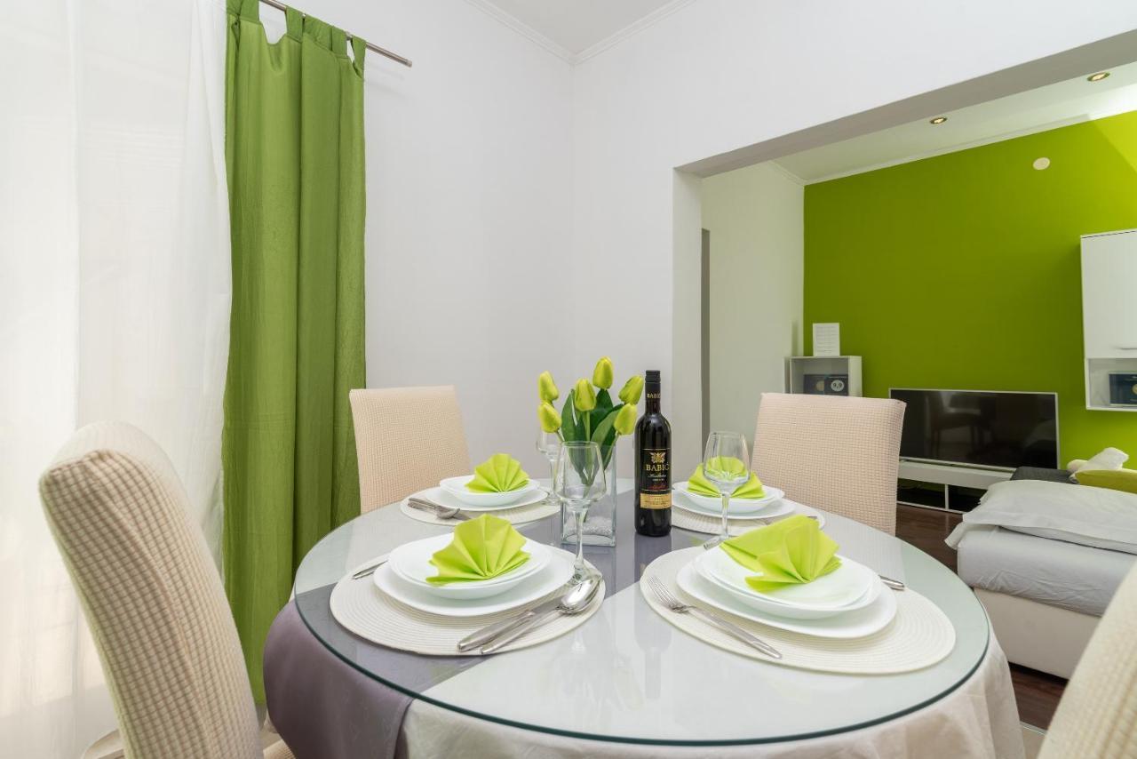 Apartment Roko Трогір Екстер'єр фото