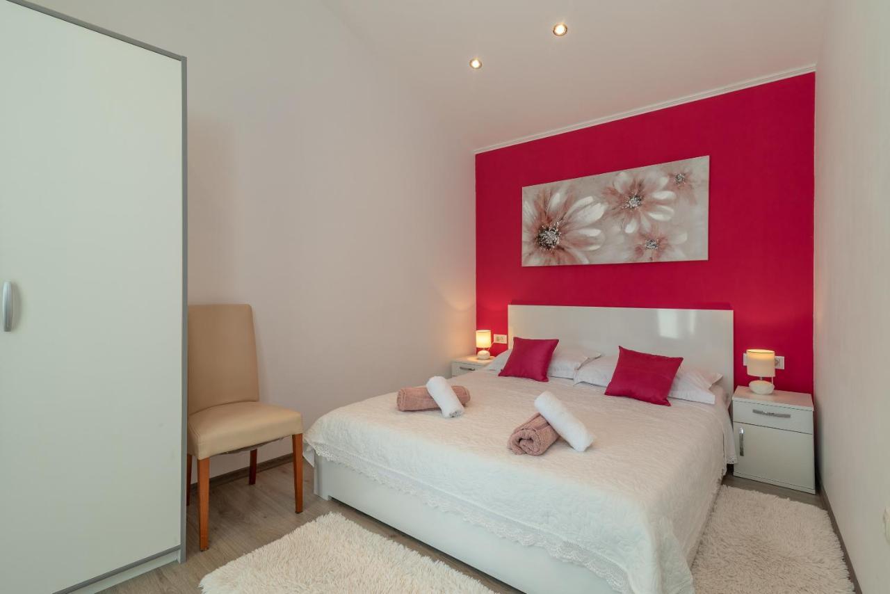 Apartment Roko Трогір Екстер'єр фото
