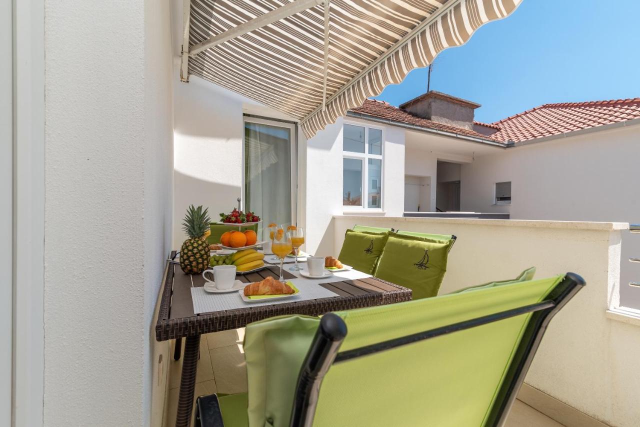 Apartment Roko Трогір Екстер'єр фото