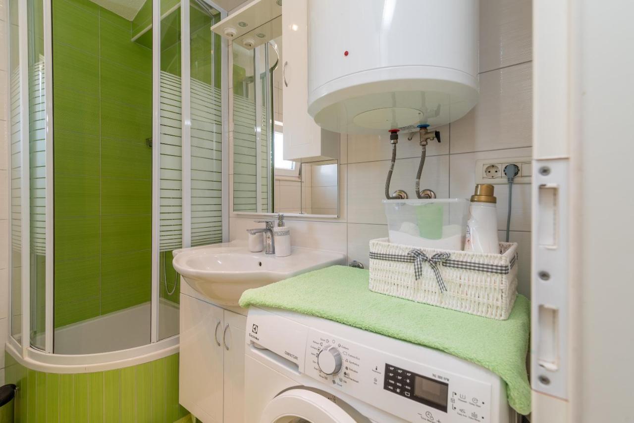 Apartment Roko Трогір Екстер'єр фото